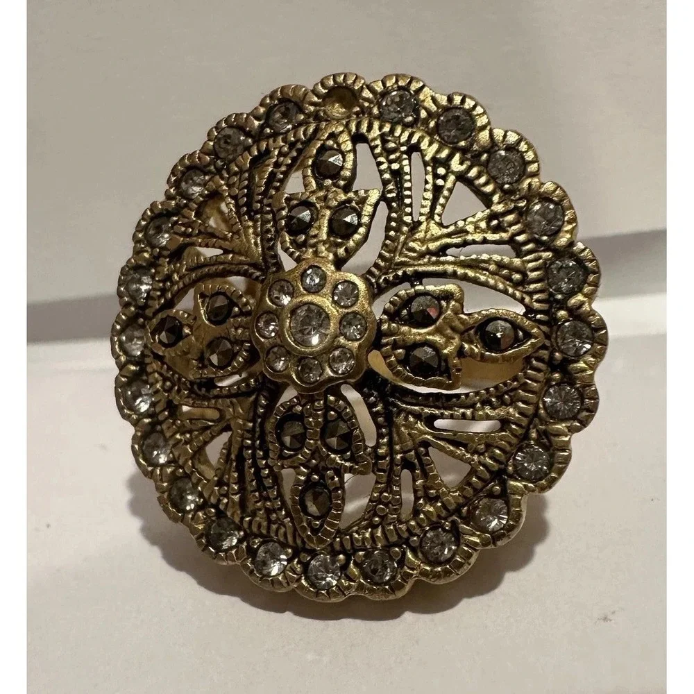 Filigree Shield Gold Tone CZ & Marcasite Rhinestone Cocktail Ring Sz 6 Statement